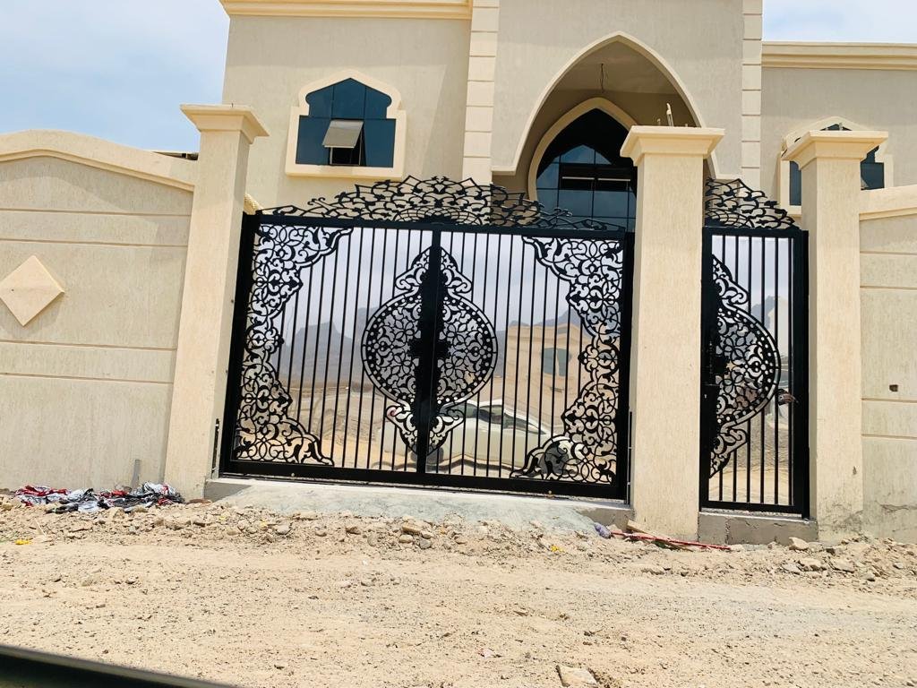 c63bab63-754c-4437-9276-fdaec5c1828a