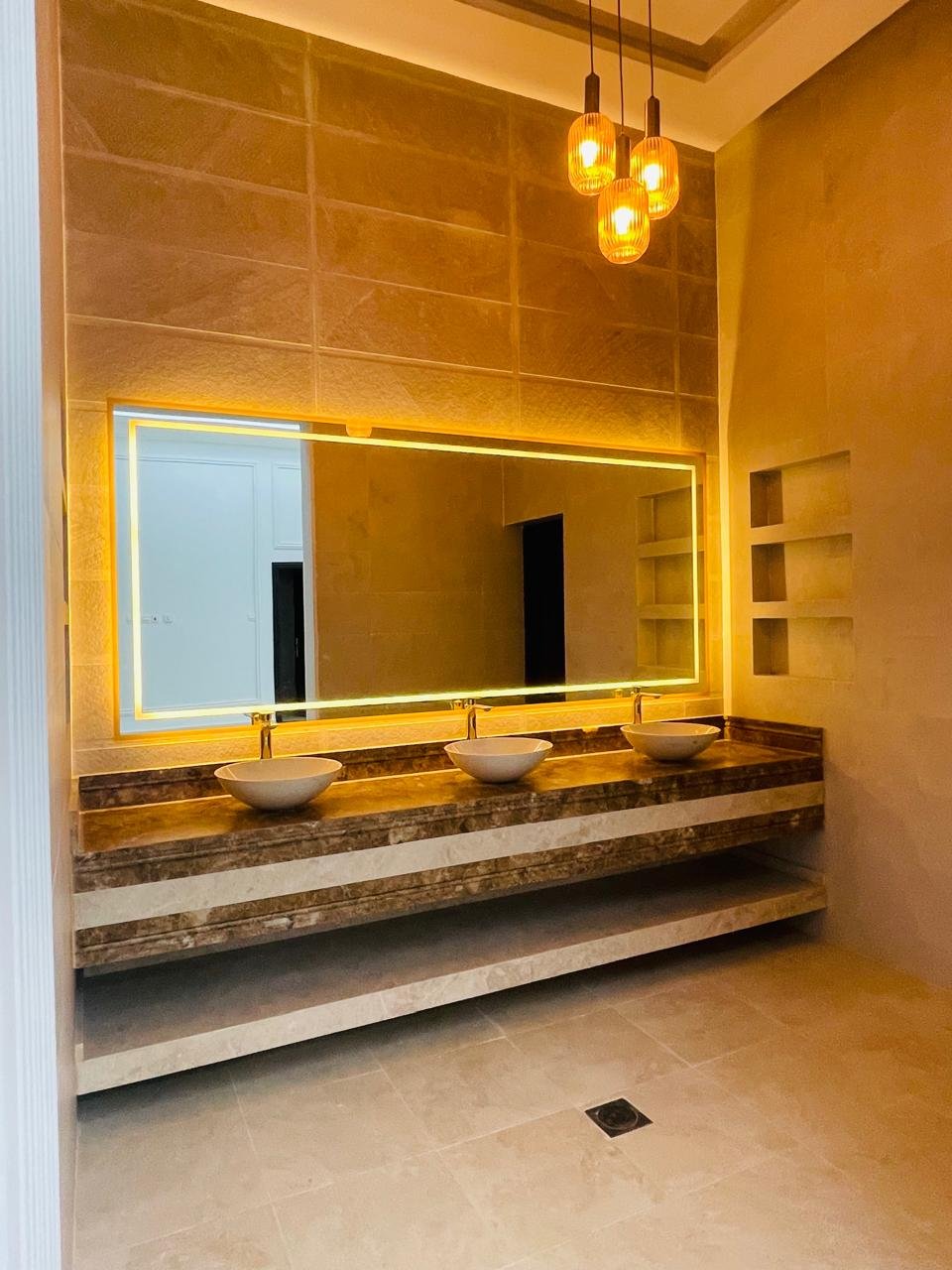 57a88b93-5313-46c9-bc0f-36ecdf13040f