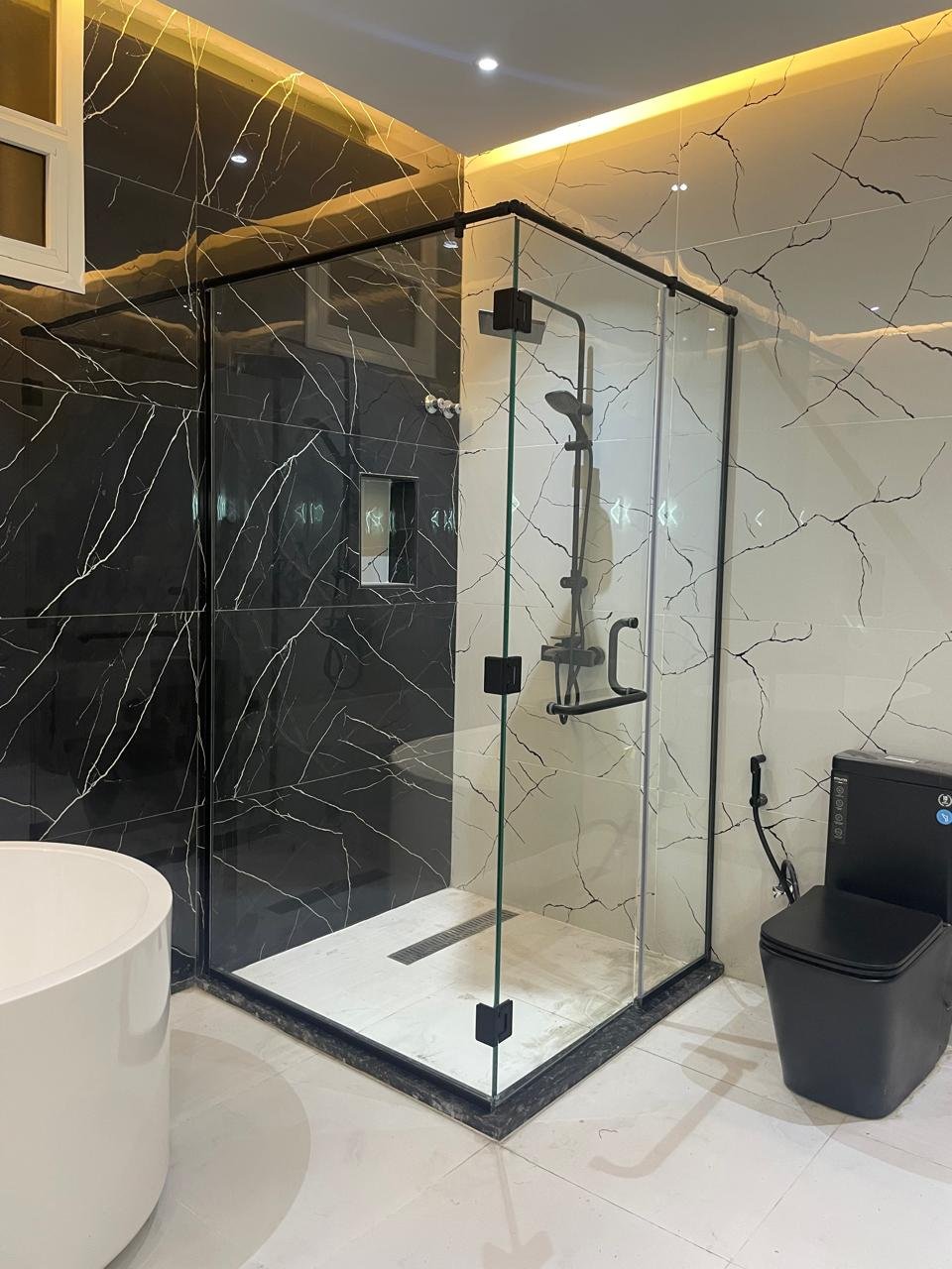 c1621015-488d-457a-8a63-926b276e7043